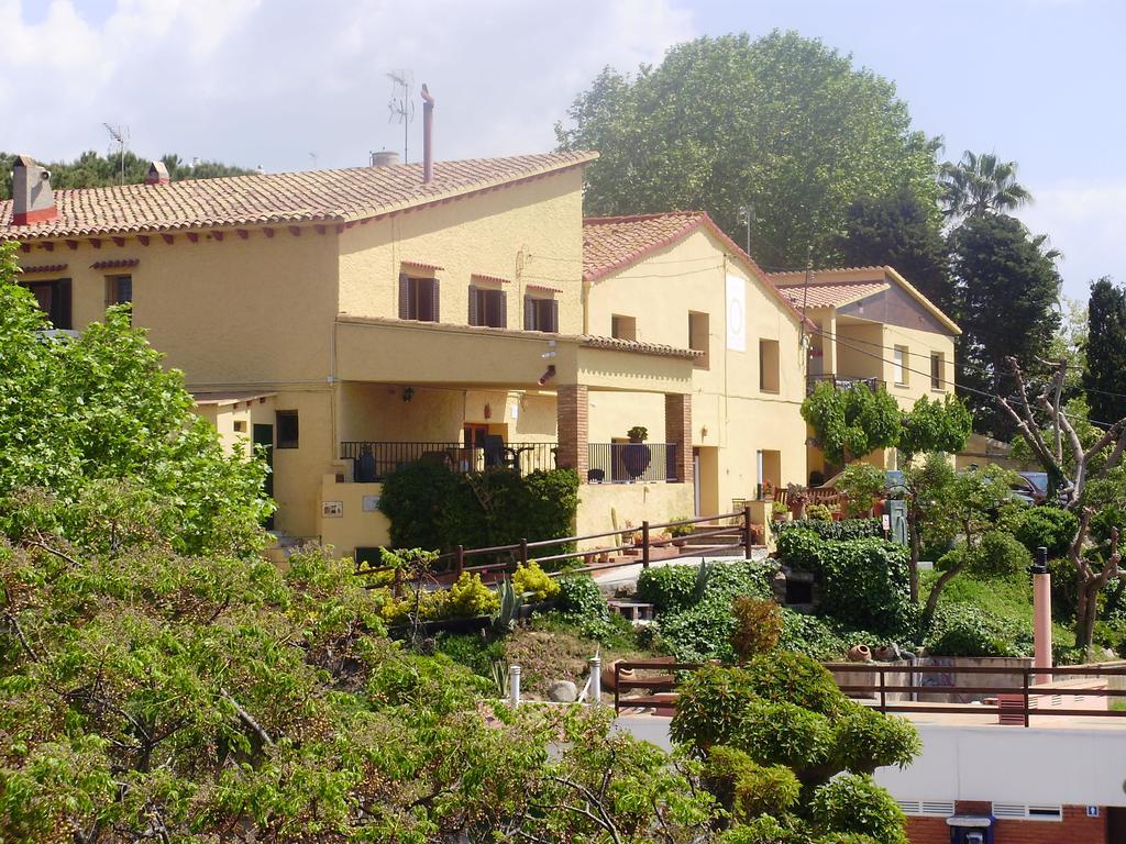 Camping Masnou Hotel Esterno foto
